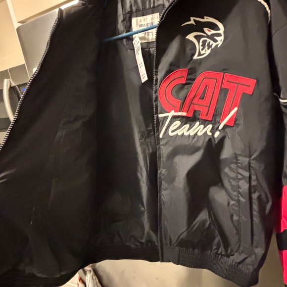 Holilister Race Jacket ( windbreaker) xs fairly new - Picture 2 of 7